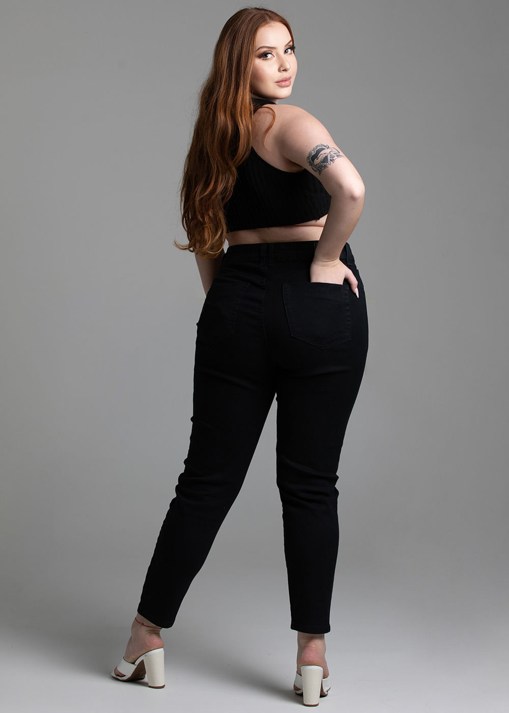 Calça de sarja preta feminina shops plus size